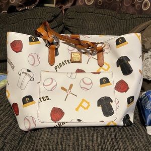 Beautiful Brand New (Never Used) Dooney and Bourke  Pittsburgh Pirates Purse